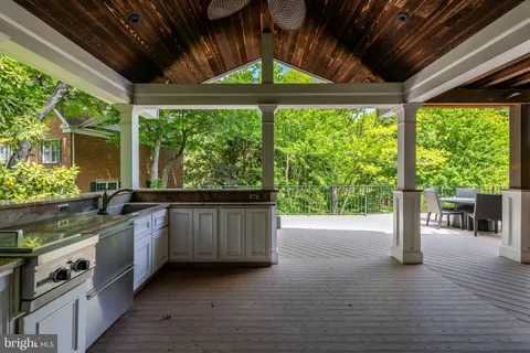 $1,850,000 | 11394 Fox Vale Glen Court, Oakton, VA 22124