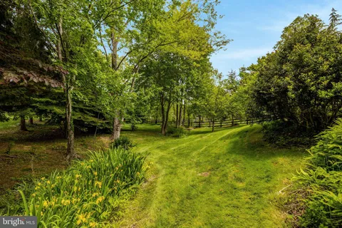 $1,850,000 | 11394 Fox Vale Glen Court, Oakton, VA 22124
