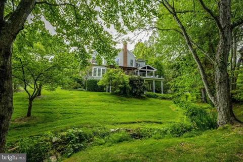 $1,850,000 | 11394 Fox Vale Glen Court, Oakton, VA 22124
