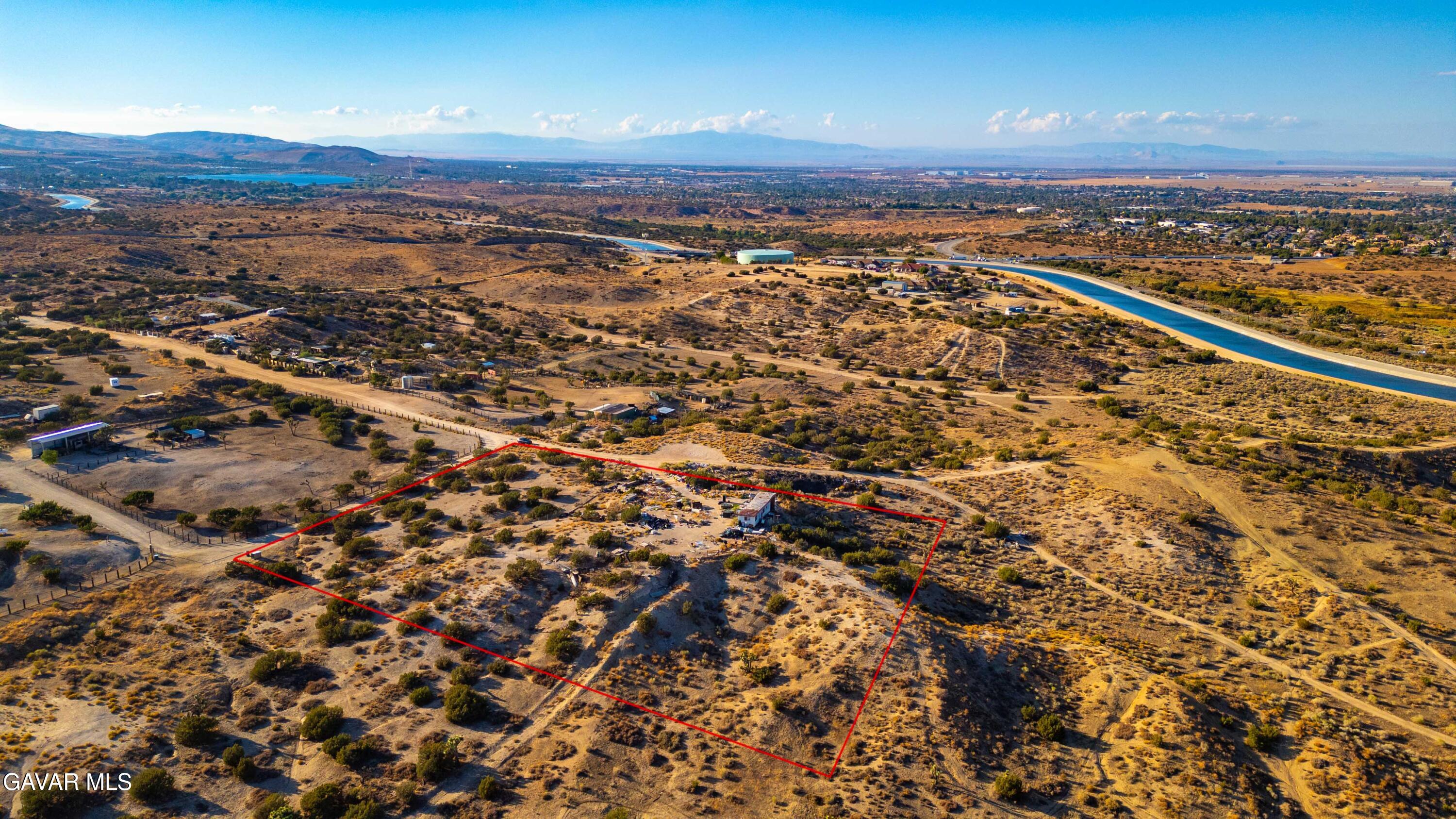 Vic Sme Of Sm Road Palmdale, CA 93550 - Photo 9 of 14 an aerial view of a city