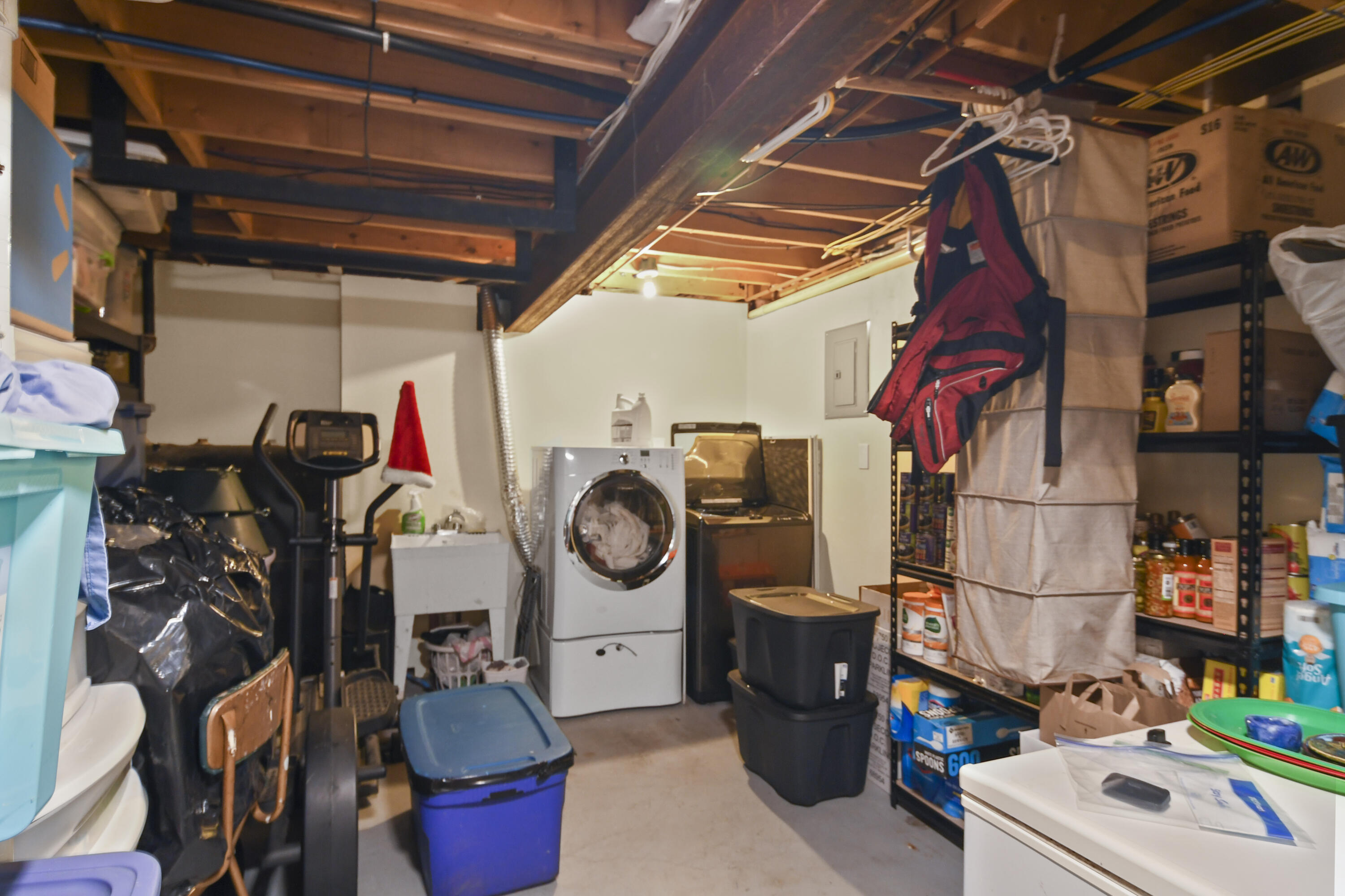 17 Cram Road Standish, ME 04084 - Photo 20 of 33 20 Washer & Dryer (3)