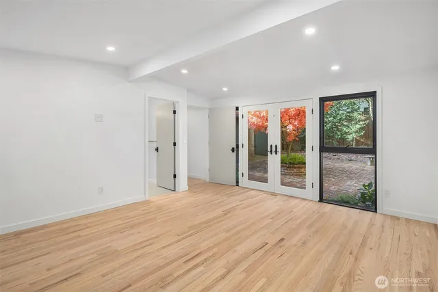 $9,500 | 4148 Boulevard Place, Mercer Island, WA 98040