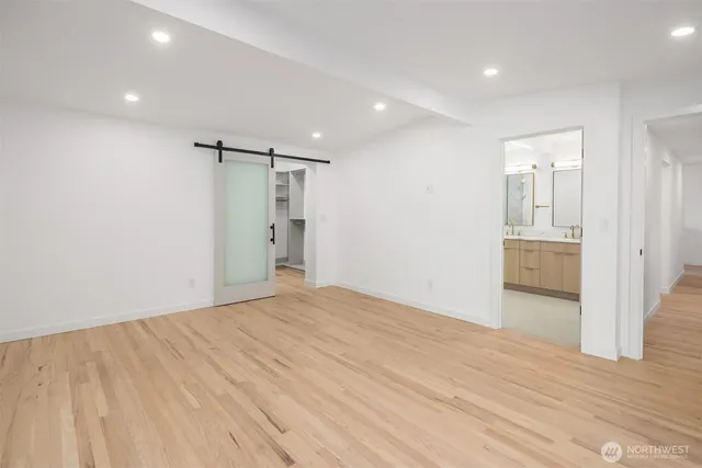 $9,500 | 4148 Boulevard Place, Mercer Island, WA 98040