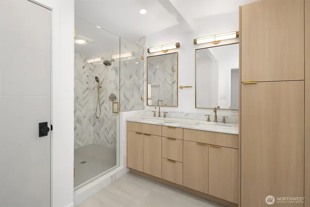 $9,500 | 4148 Boulevard Place, Mercer Island, WA 98040