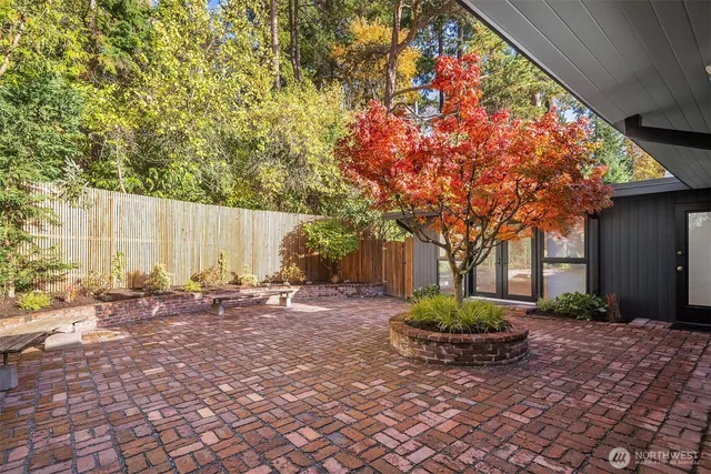 $9,500 | 4148 Boulevard Place, Mercer Island, WA 98040