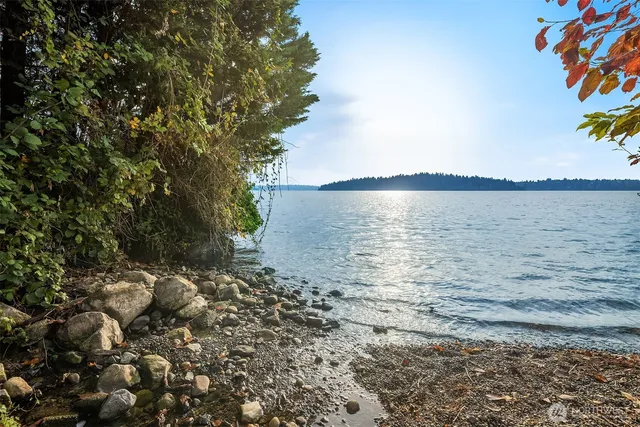 $9,500 | 4148 Boulevard Place, Mercer Island, WA 98040