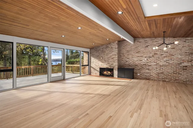 $9,500 | 4148 Boulevard Place, Mercer Island, WA 98040