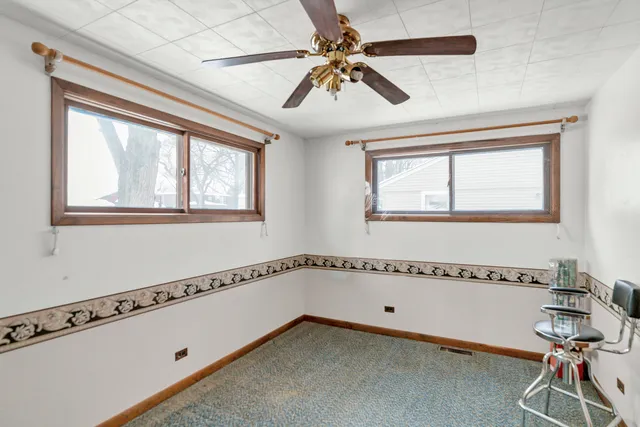 $319,900 | 2202 Eastman Street, Rolling Meadows, IL 60008