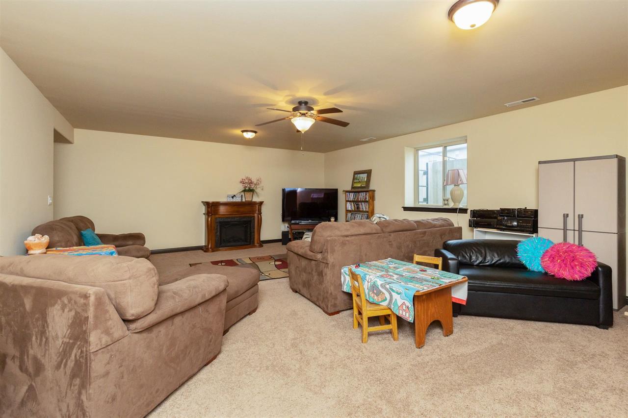 90 North Park Ridge Road North Liberty, IA 52317 - Photo 20 of 29 Gallery Image 20