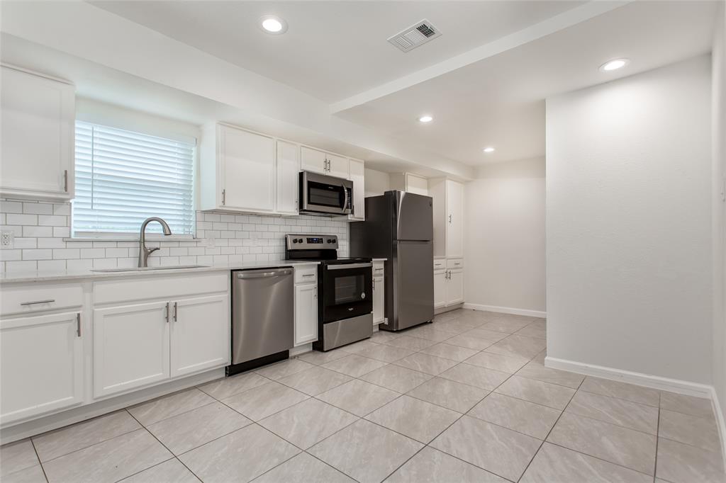 3928 Valley Ridge Road Dallas, TX 75220 - Photo 12 of 28