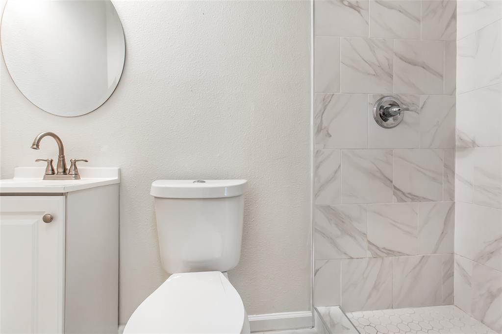 3928 Valley Ridge Road Dallas, TX 75220 - Photo 17 of 28