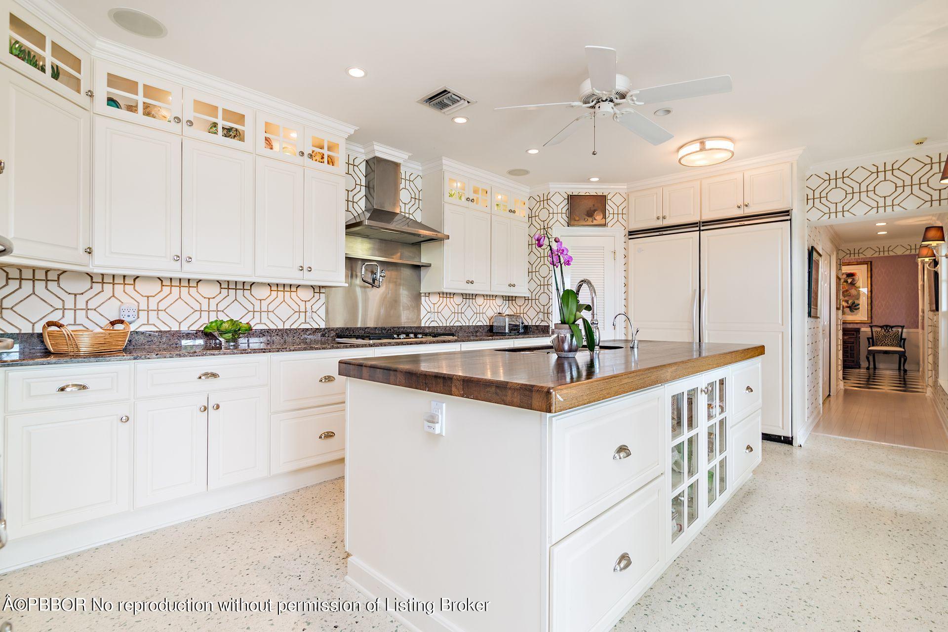 190 Sunset Road West Palm Beach, FL 33401 - Photo 14 of 60 Kitchen