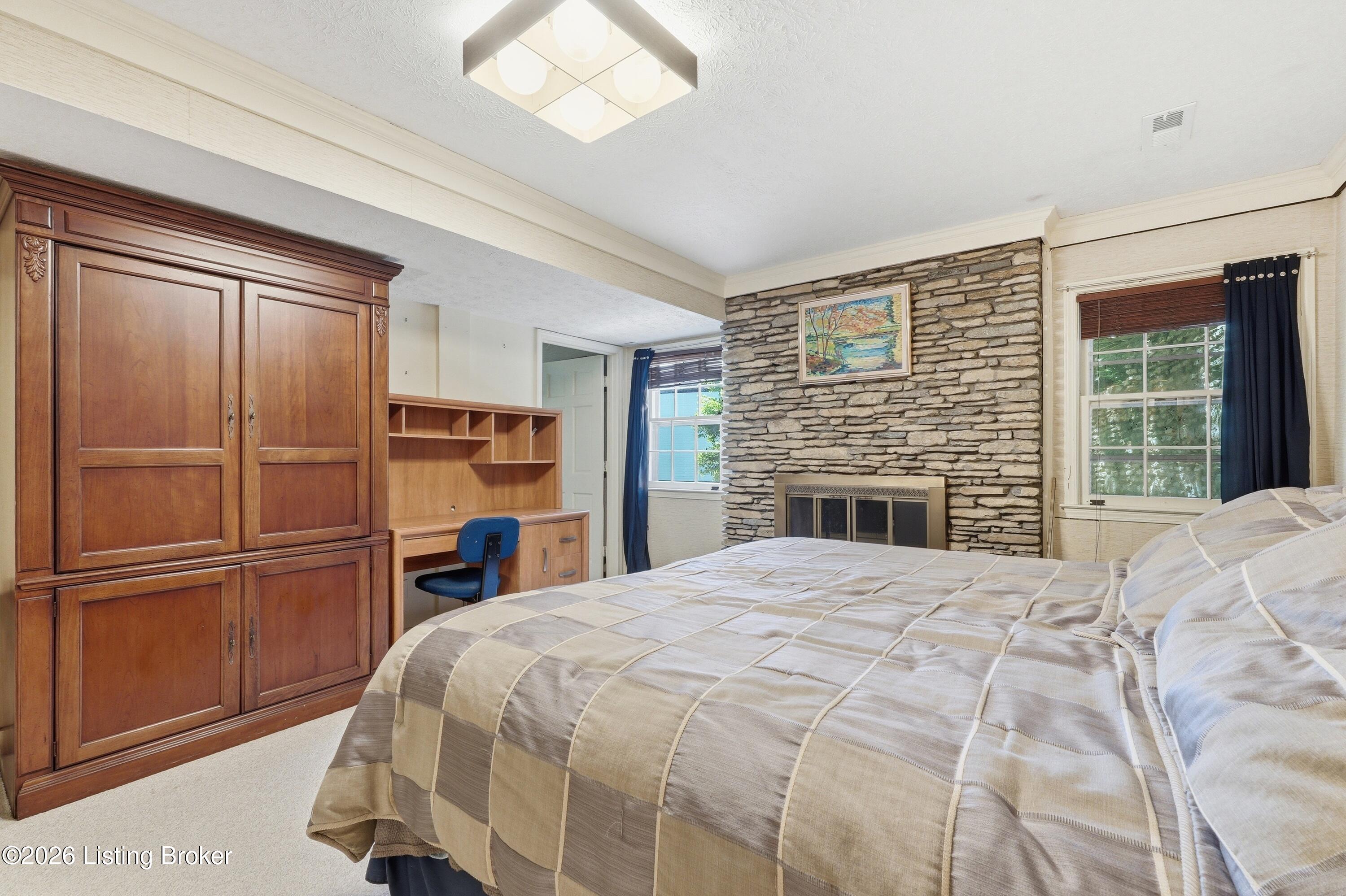 5511 Apache Road Louisville, KY 40207 - Photo 36 of 50 Basement Bedroom