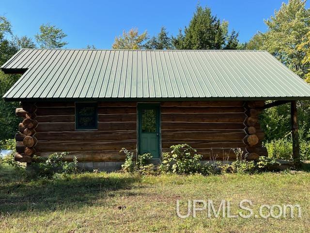 828 North County Road Wakefield, MI 49968 - Photo 7 of 34