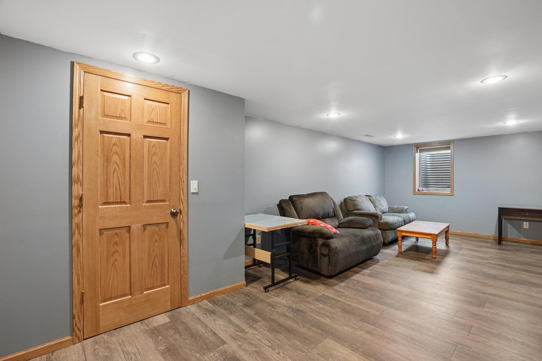 921 South Meadow Road Litchfield, MN 55355 - Photo 21 of 41