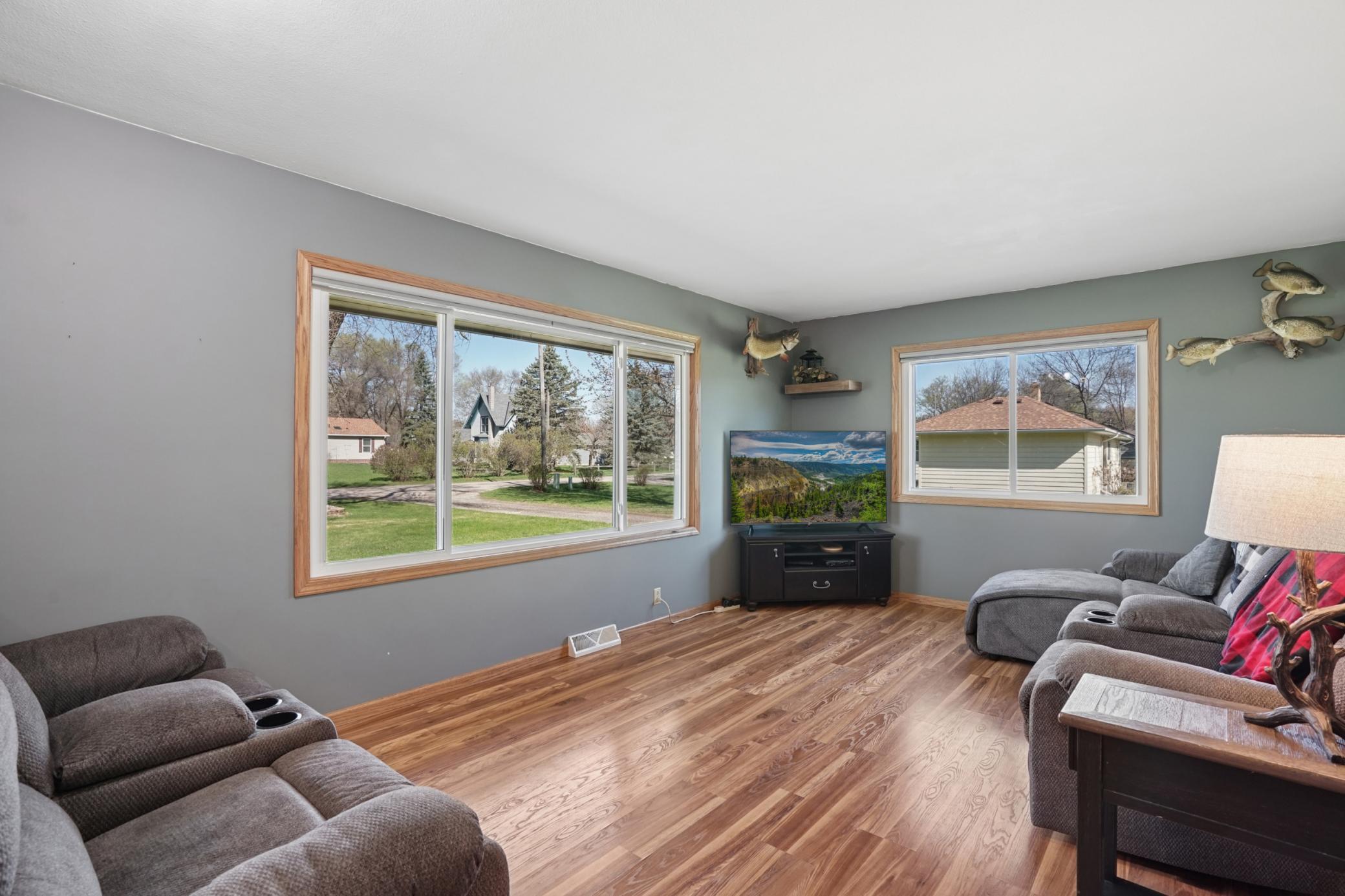 921 South Meadow Road Litchfield, MN 55355 - Photo 3 of 41
