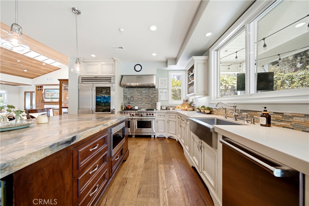 15159 Rancho Real Del Mar, CA 92014 - Photo 8 of 27 Kitchen