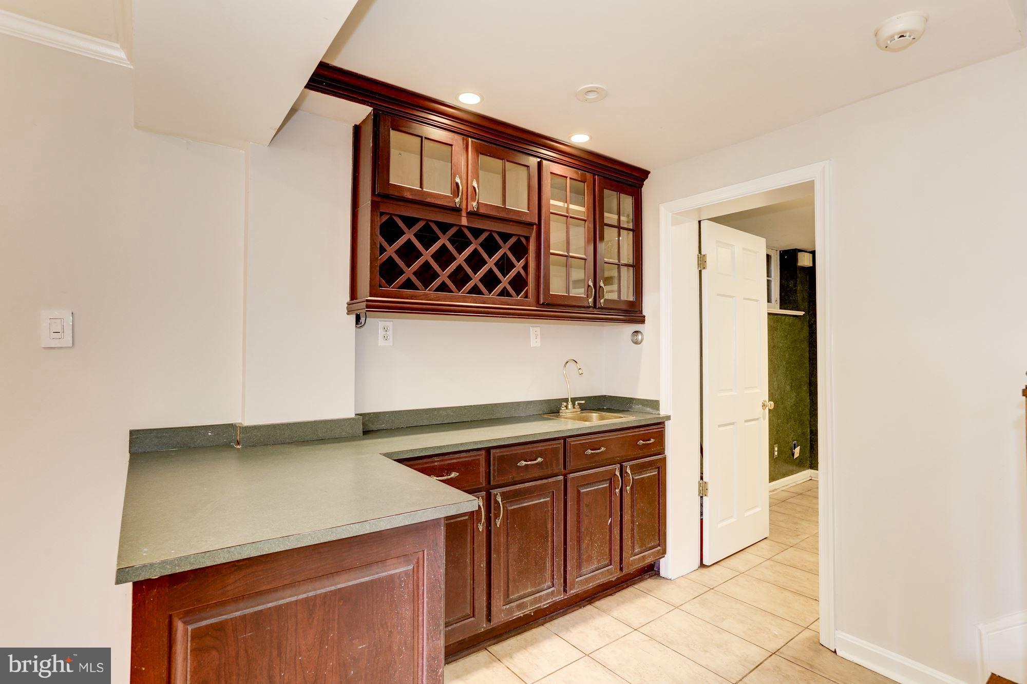 3014 Military Road Northwest Washington, DC 20015 - Photo 23 of 30 Basement Wet Bar