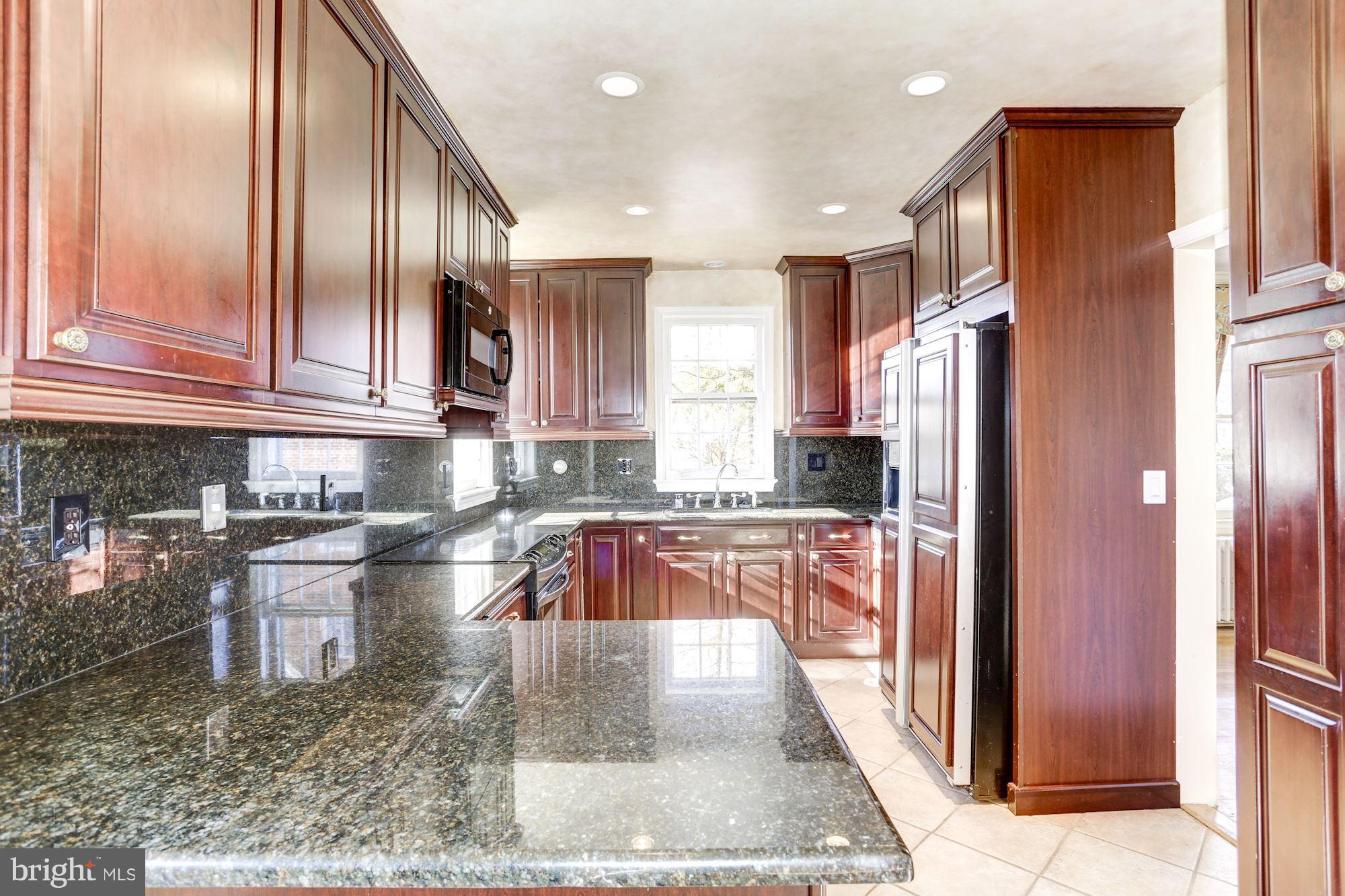 3014 Military Road Northwest Washington, DC 20015 - Photo 9 of 30 Kitchen