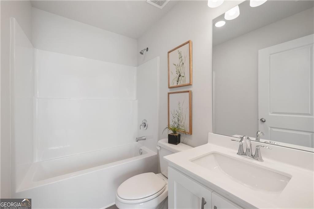 1352 Riverstone Road, Unit 104 Jonesboro, GA 30238 - Photo 20 of 28