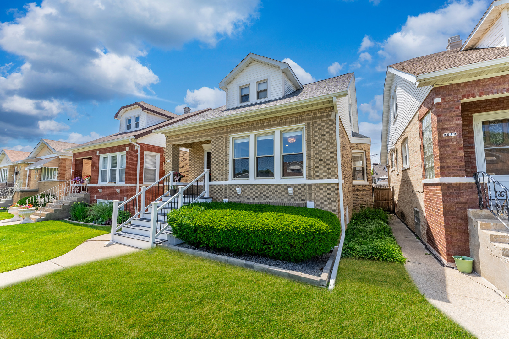 2610 North Major Avenue Chicago, IL 60639 - Photo 2 of 45 front view of a house with a yard