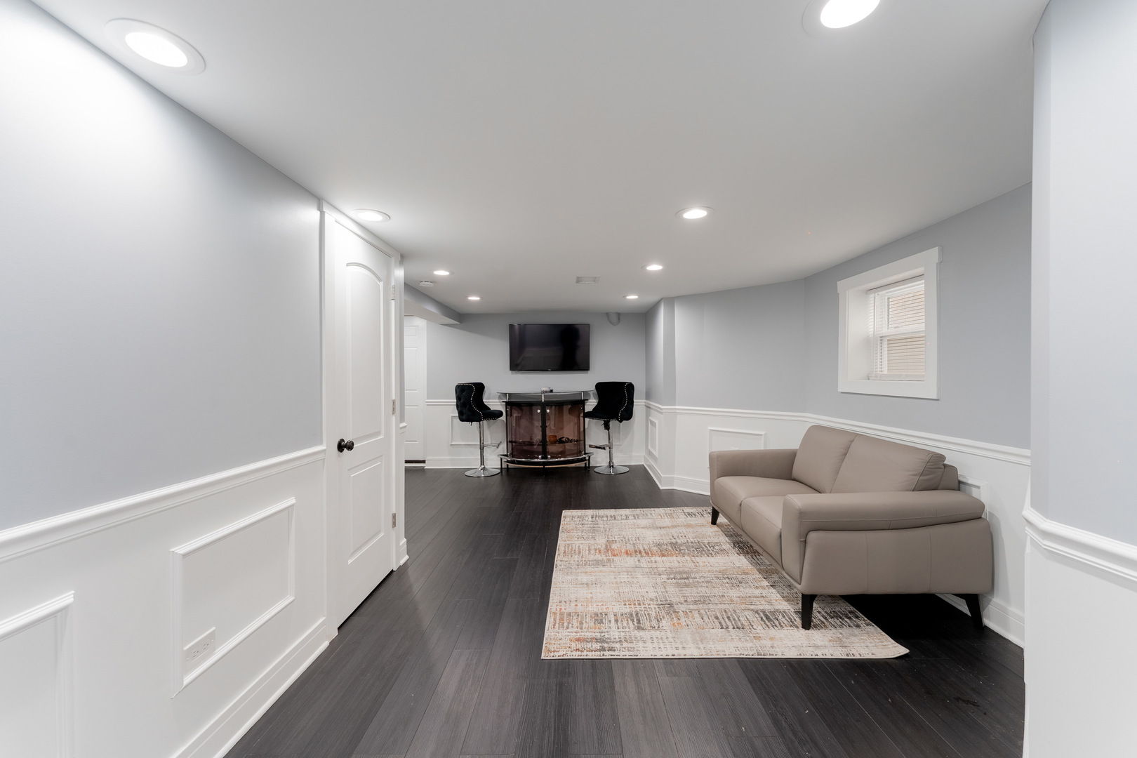 2610 North Major Avenue Chicago, IL 60639 - Photo 24 of 45 a living room with furniture and kitchen view