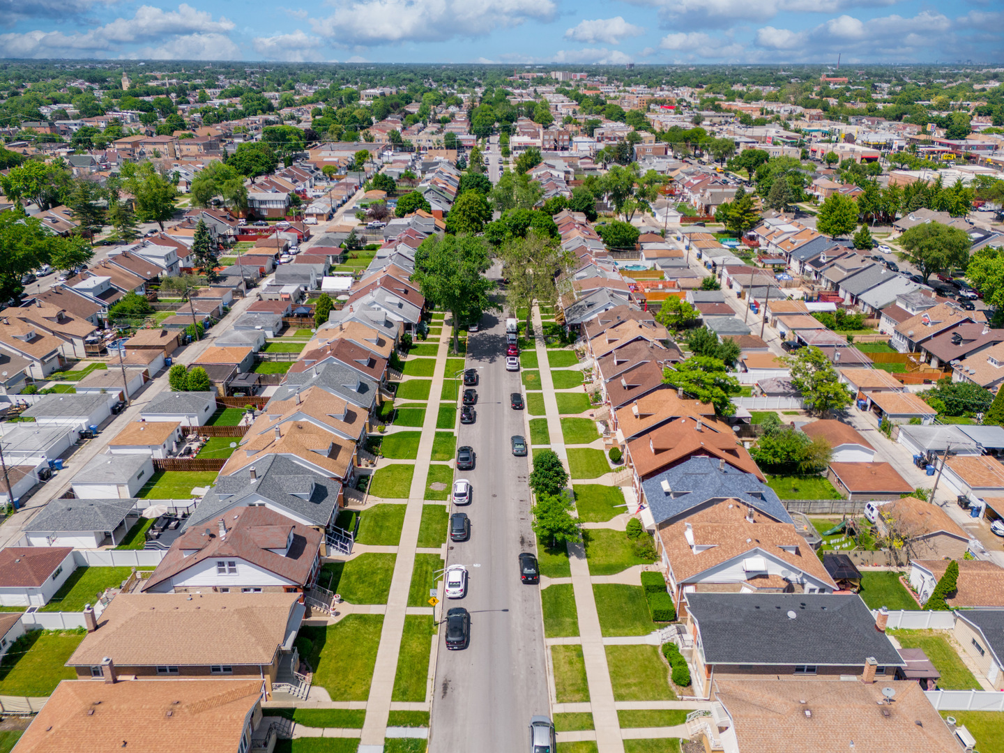 2610 North Major Avenue Chicago, IL 60639 - Photo 43 of 45 an aerial view of residential building