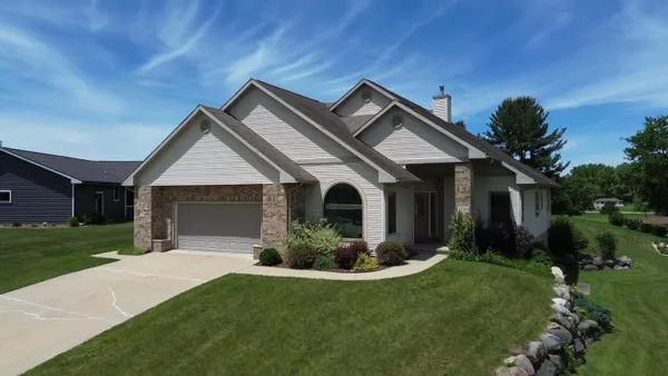 $419,900 | 1710 Honey Creek Drive, Plain, WI 53577