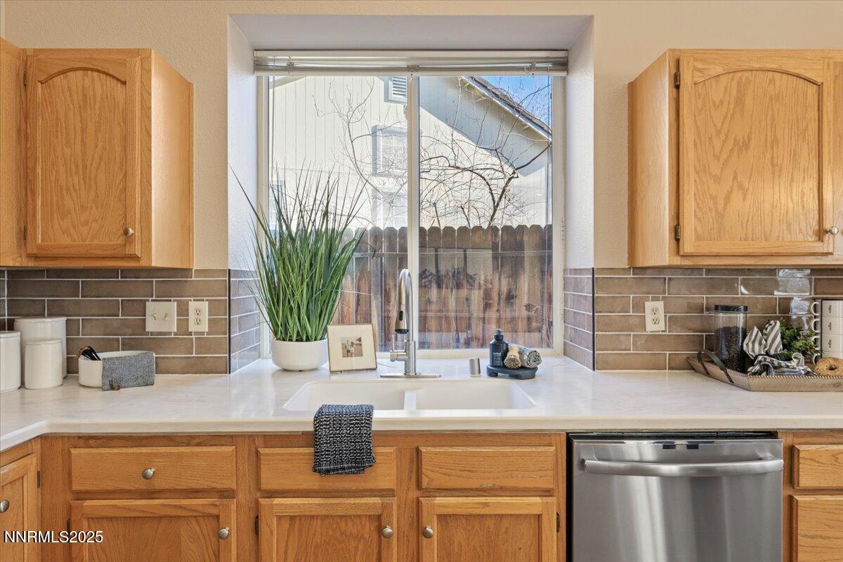 1655 Black Oak Road Sparks, NV 89436 - Photo 21 of 69 21-1655 Black Oak Road Sparks NV 89436 (