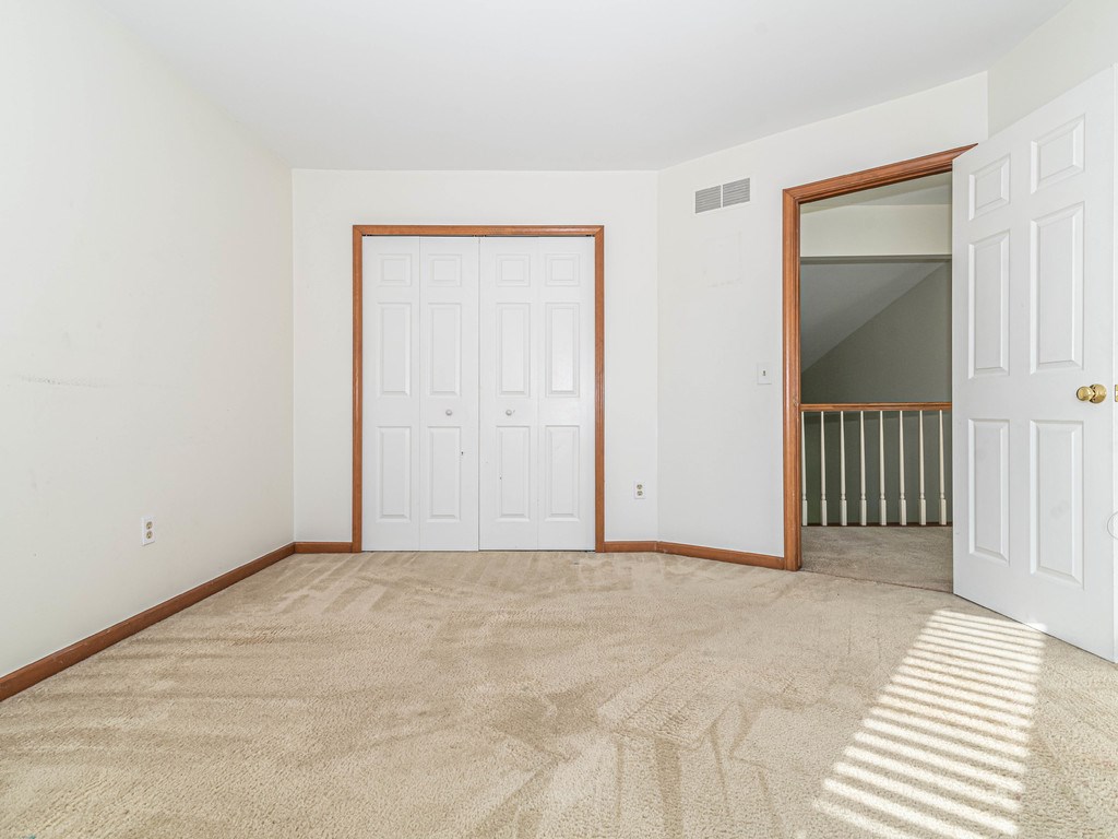 1004 Bembridge Drive Rochester Hills, MI 48307 - Photo 35 of 47