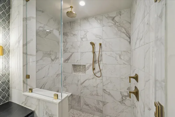 $10,014 | 1717 Bissonnet Street, Unit 1105, Houston, TX 77005