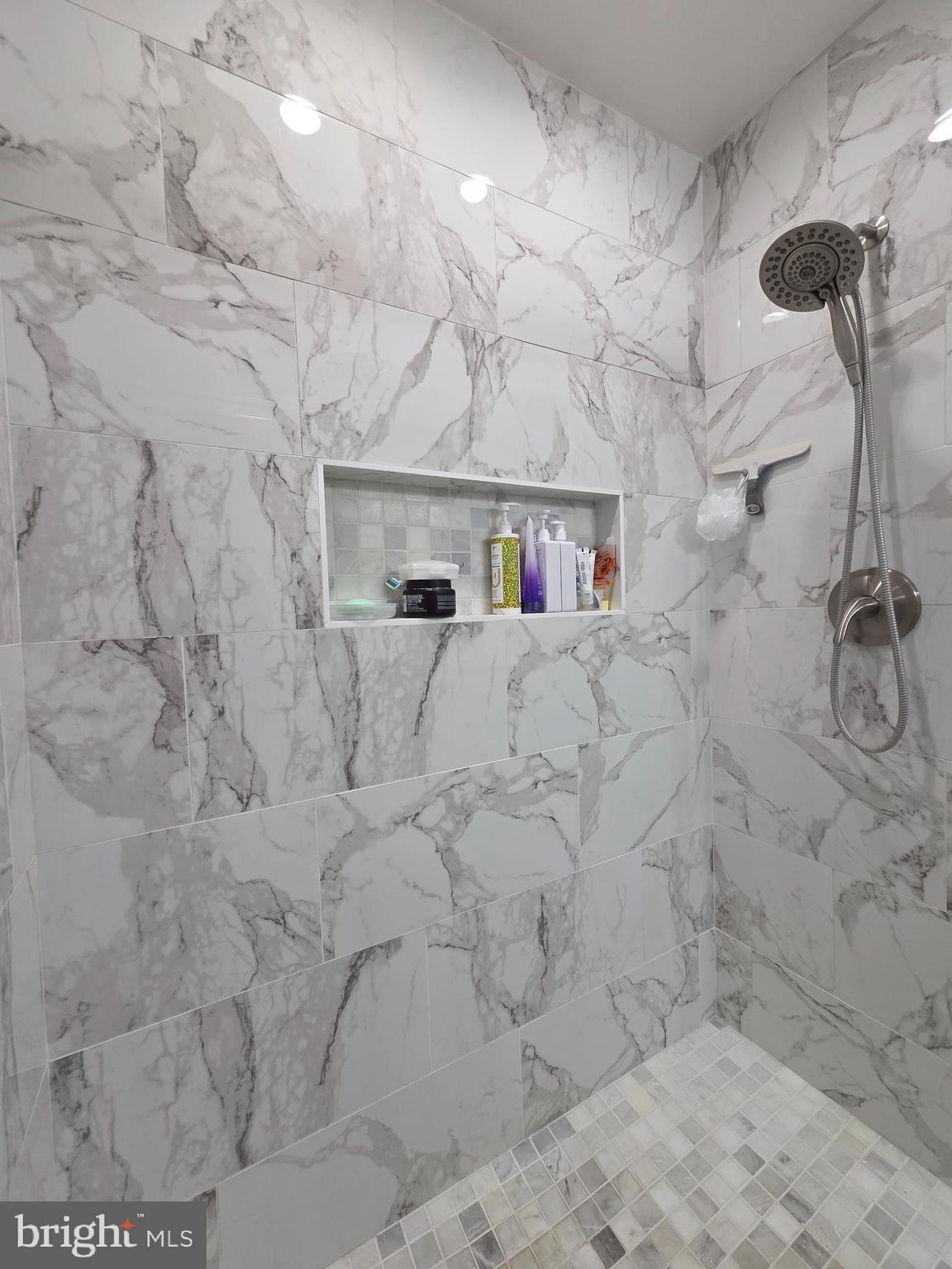 130 Laurel Court Reading, PA 19610 - Photo 24 of 29 a spacious bathroom with a shower