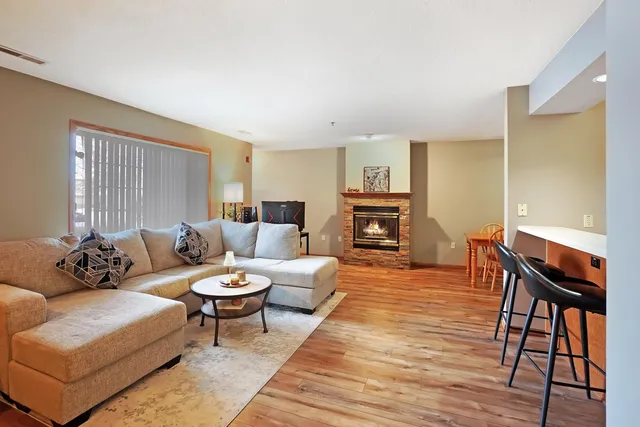 $289,900 | 17354 West Lincoln Avenue, New Berlin, WI 53146