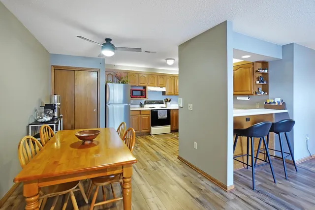 $289,900 | 17354 West Lincoln Avenue, New Berlin, WI 53146