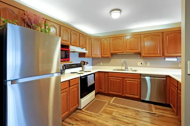 $289,900 | 17354 West Lincoln Avenue, New Berlin, WI 53146