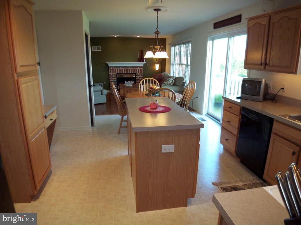 433 Wagonwheel Road Lititz, PA 17543 - Photo 8 of 23 Gallery Image 8