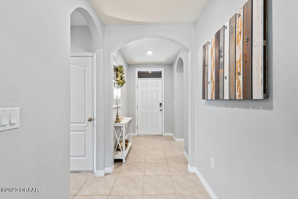 228 Sunset Point Drive Ormond Beach, FL 32174 - Photo 2 of 31 KBP04101