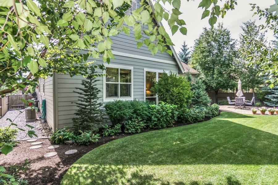 19505 Sugar Mill Loop Bend, OR 97702 - Photo 22 of 23 Lush mature landscaping.