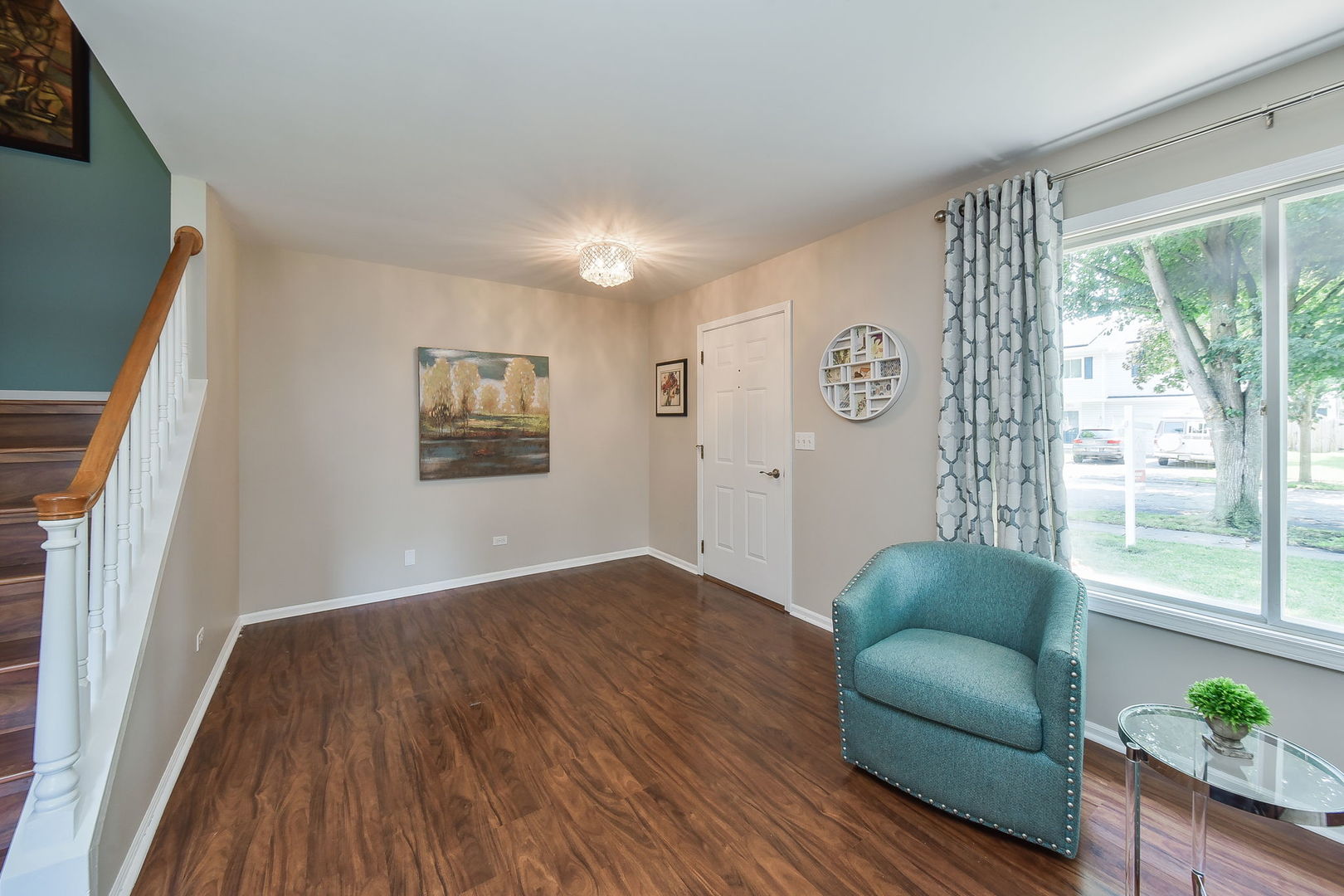 3136 Quincy Lane Aurora, IL 60504 - Photo 5 of 23 a living room with furniture and a window
