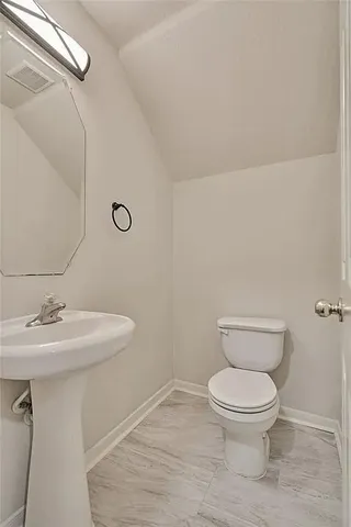 $2,595 | 511 Elm Ridge Drive, Spring, TX 77386