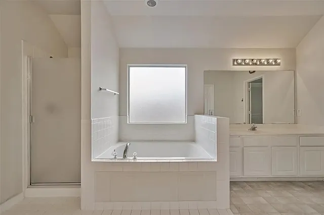 $2,595 | 511 Elm Ridge Drive, Spring, TX 77386