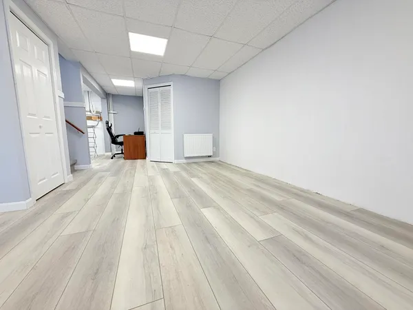 $260,000 | 32 Kimball Place, Claremont, NH 03743