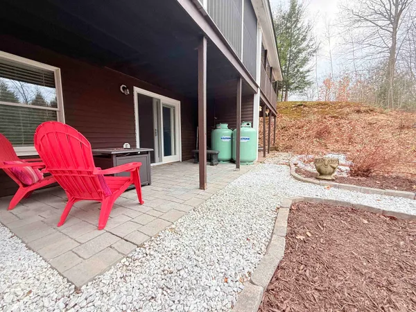 $260,000 | 32 Kimball Place, Claremont, NH 03743