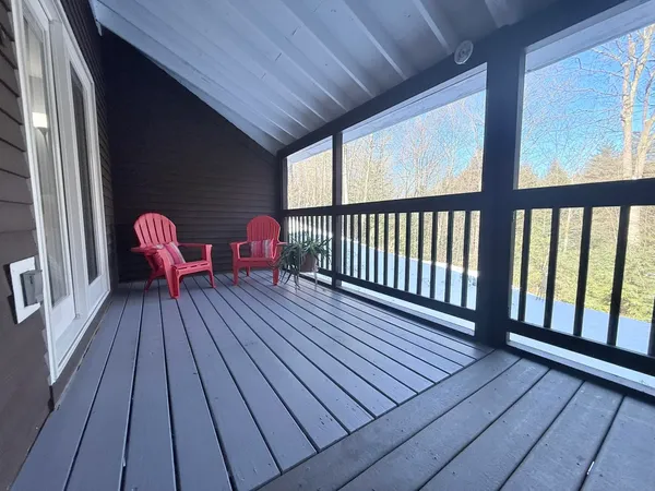 $260,000 | 32 Kimball Place, Claremont, NH 03743