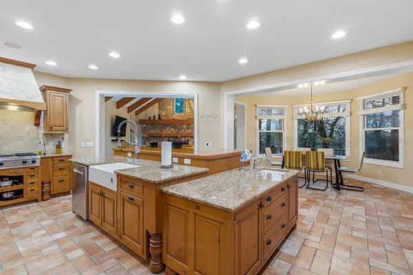 $1,050,000 | 8184 Barony Point, Mattawan, MI 49071