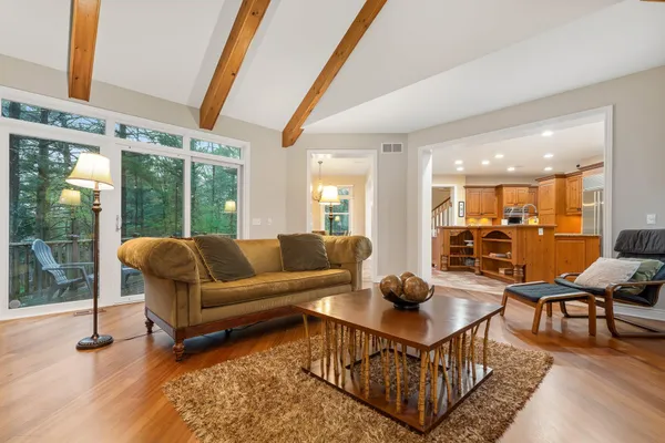 $1,050,000 | 8184 Barony Point, Mattawan, MI 49071