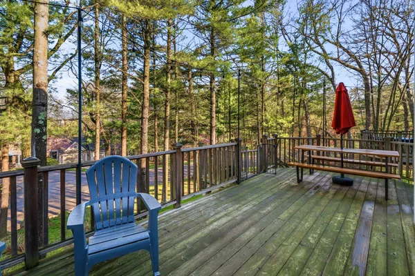 $1,050,000 | 8184 Barony Point, Mattawan, MI 49071