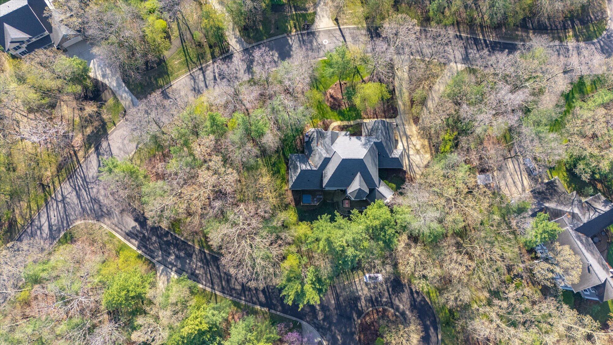 8184 Barony Point Mattawan, MI 49071 - Photo 76 of 85 77-WMbaronydrone-10