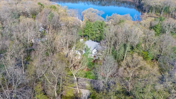 $1,050,000 | 8184 Barony Point, Mattawan, MI 49071