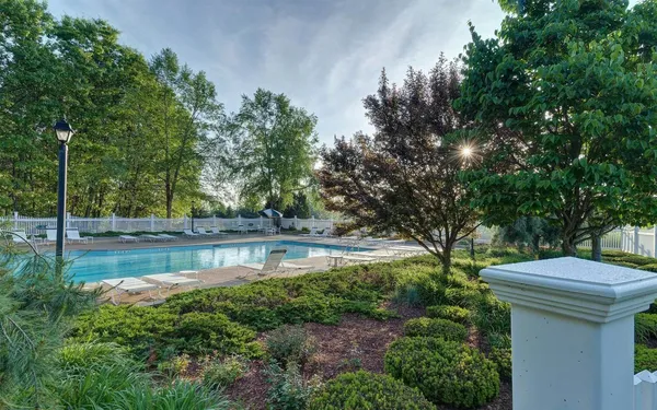 $1,050,000 | 8184 Barony Point, Mattawan, MI 49071